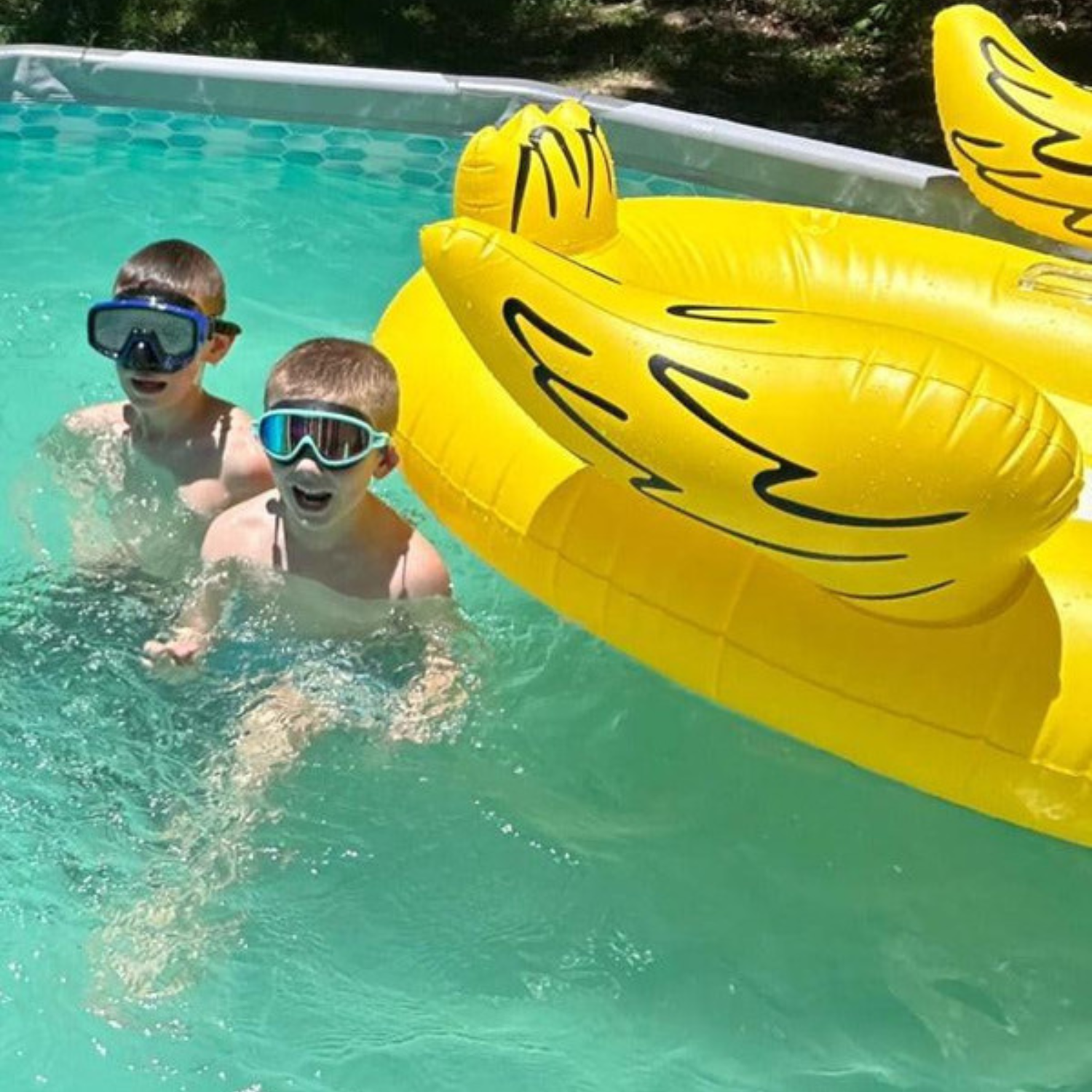 TibaToesβ’ Clip-On Swim Goggles
