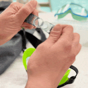 TibaToesβ’ Clip-On Swim Goggles